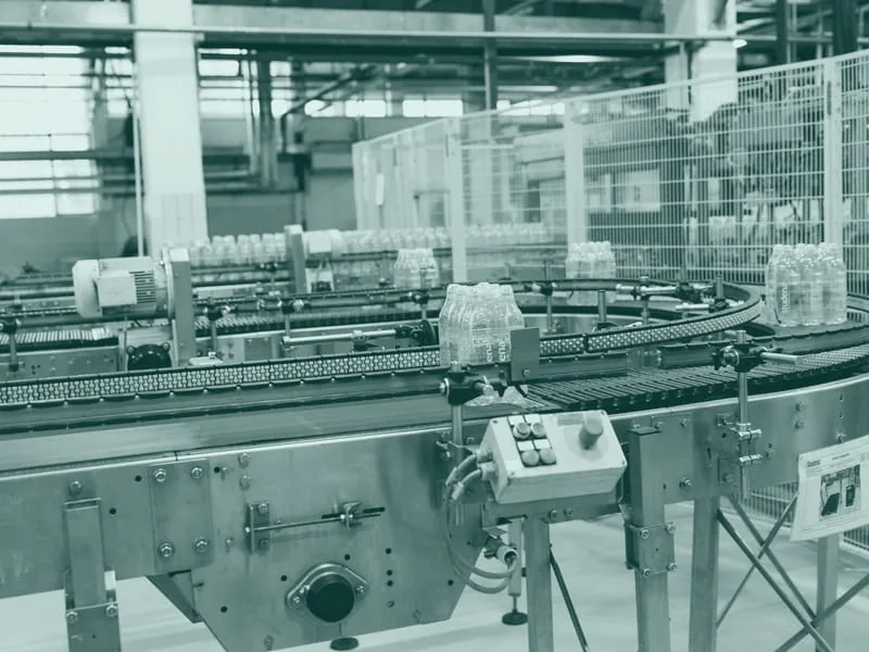 Planta de embotellado y envasado de bebidas